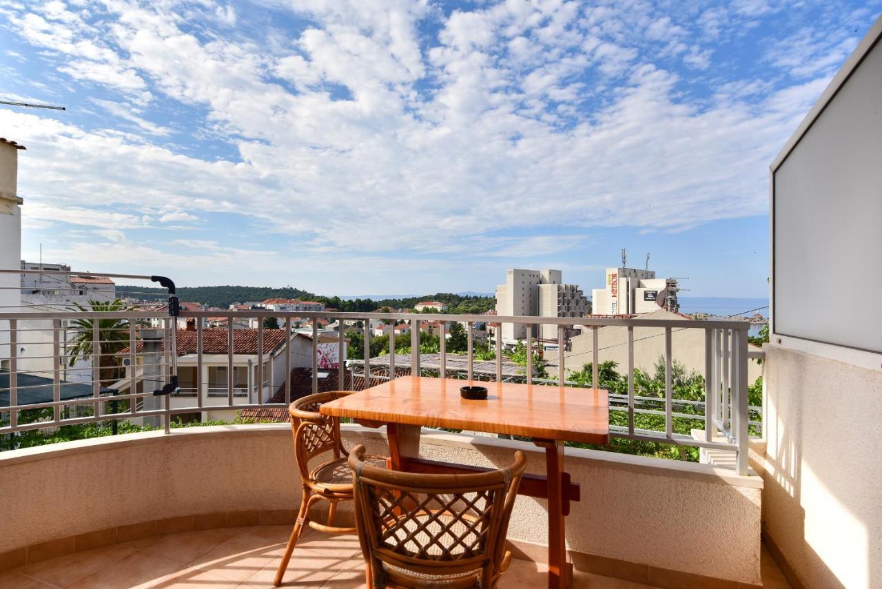 Apartmani Mate Макарска Экстерьер фото