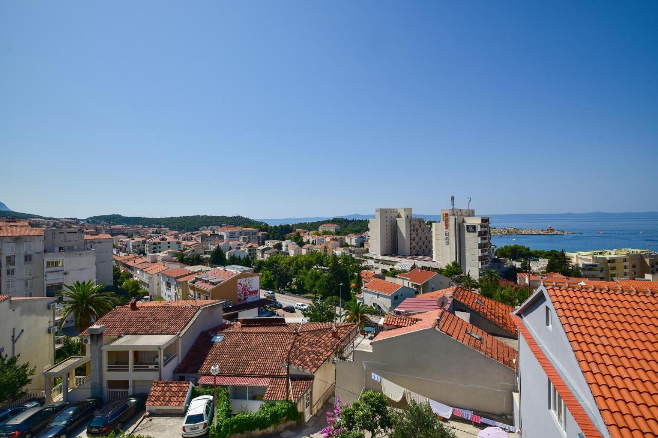 Apartmani Mate Макарска Экстерьер фото