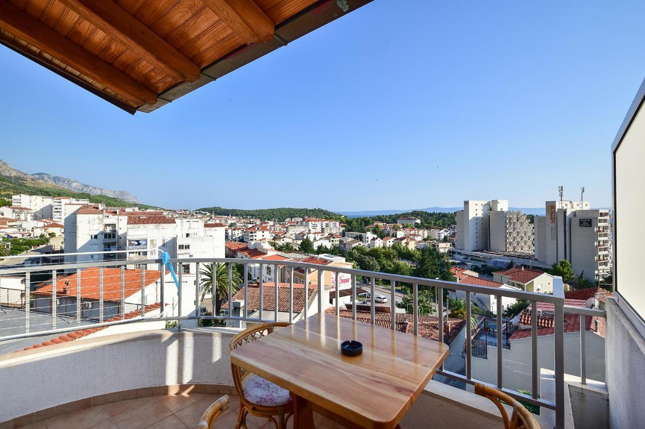 Apartmani Mate Макарска Экстерьер фото