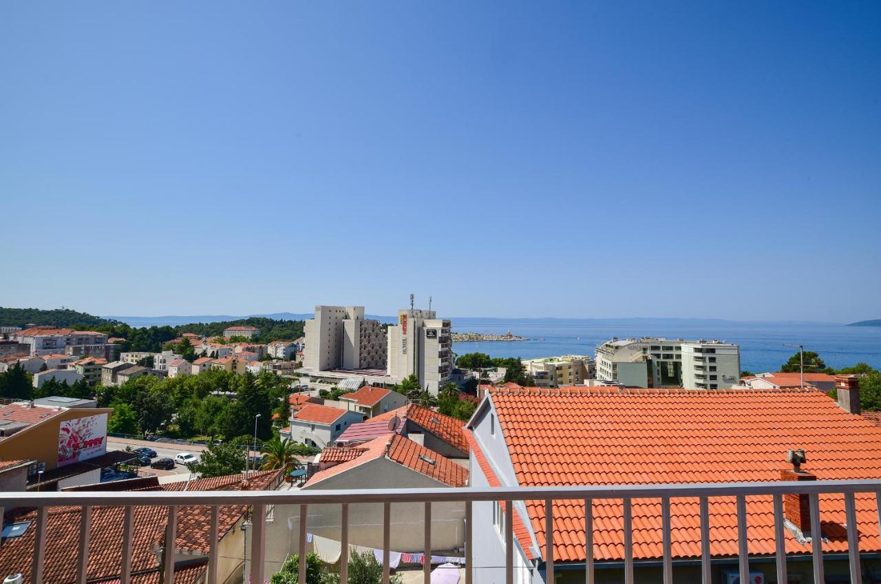 Apartmani Mate Макарска Экстерьер фото